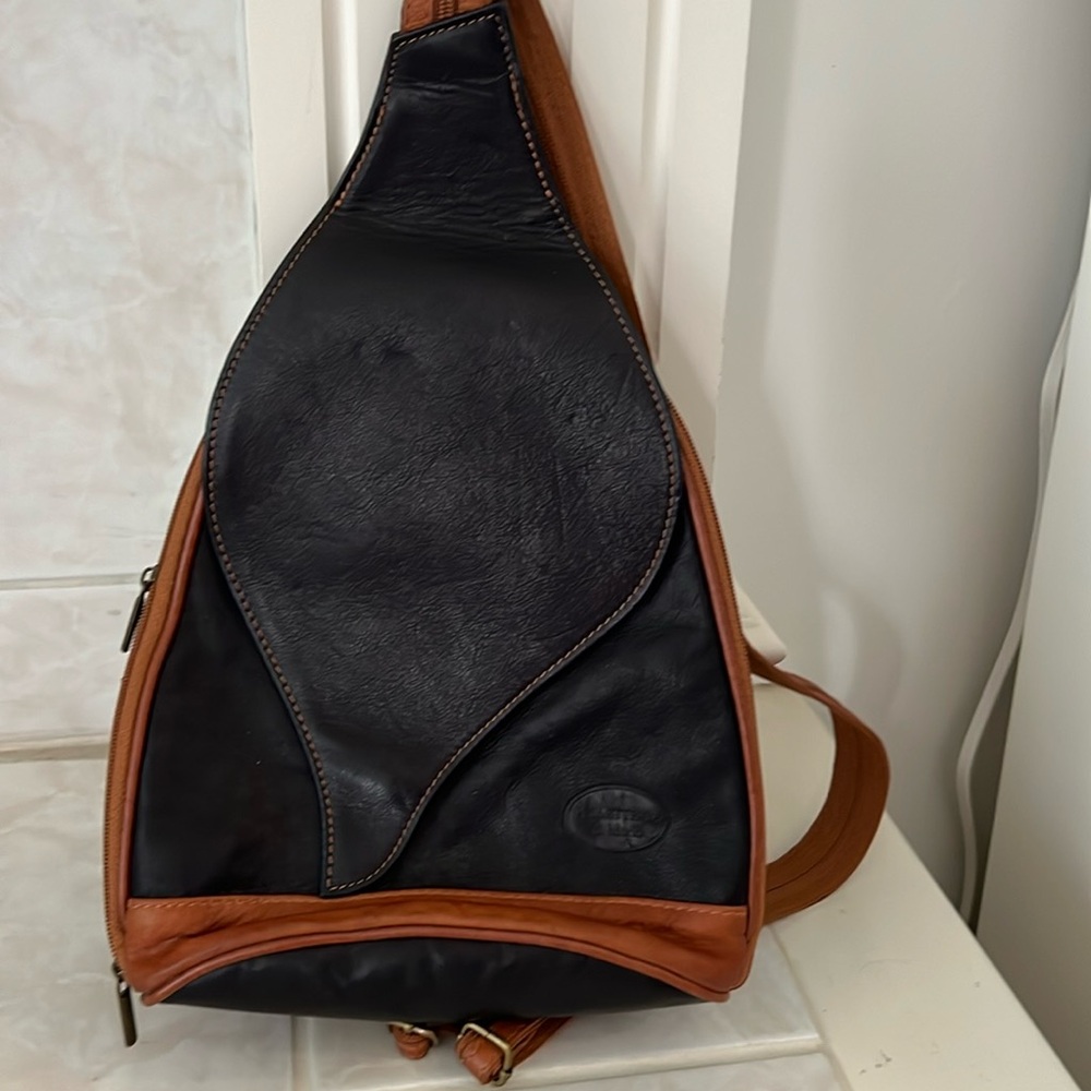 Pelletteria do Mario crossbody backpack NEW